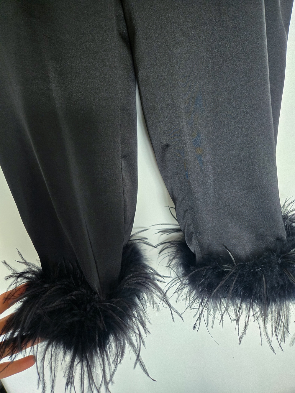 Nadine Merabi Darcie Black Satin Feather Trim Pants Size XXL - Picture 4 of 13